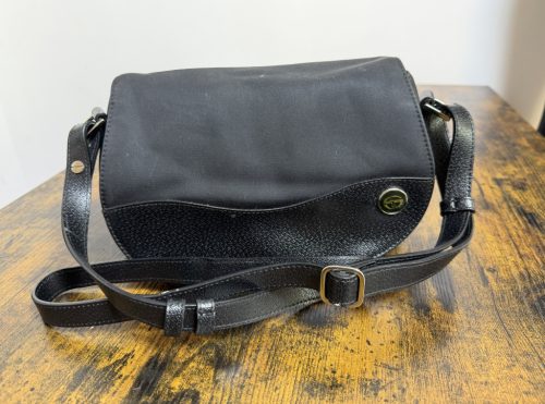 Crossbody táska