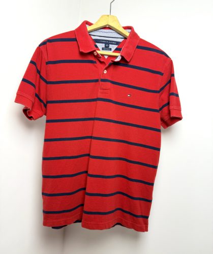Tommy Hilfiger póló (L)