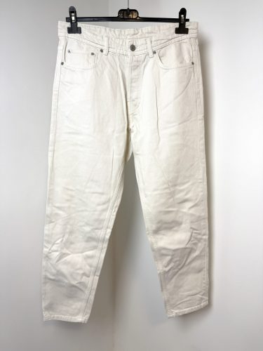 Zara farmer (40)