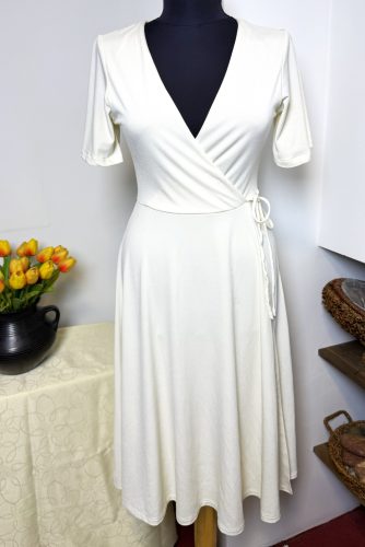 H&M ekrü ruha (XS)
