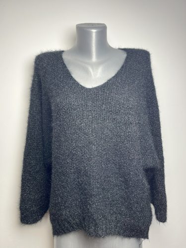 Szőrös kötött pulcsi (XL)