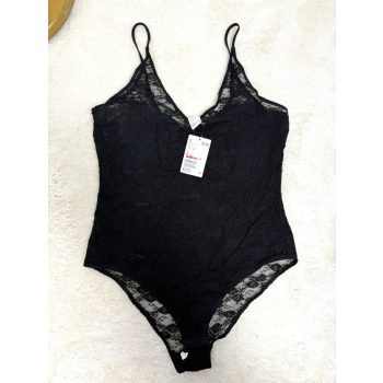 Csipke body