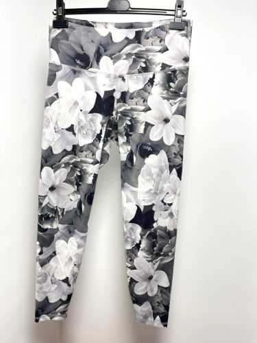 Old Navy leggings (M)