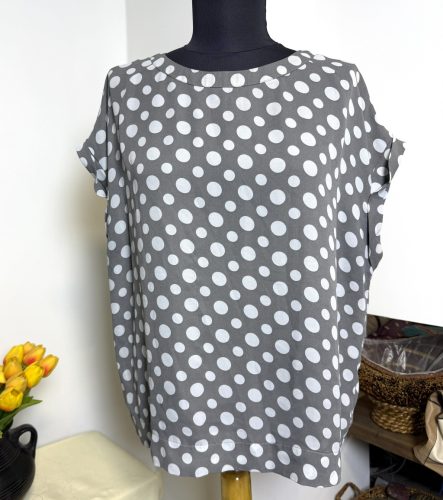 Next pöttyös blúz (M)