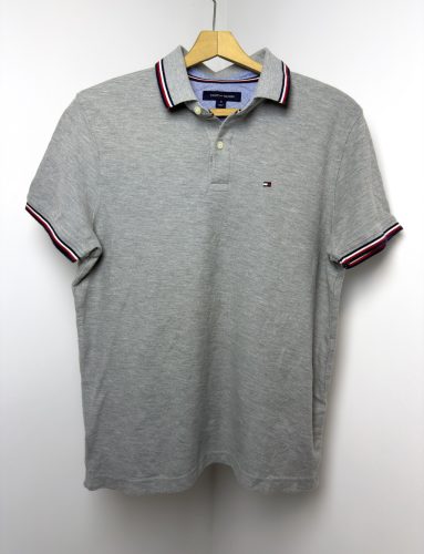 Tommy Hilfiger póló (M)